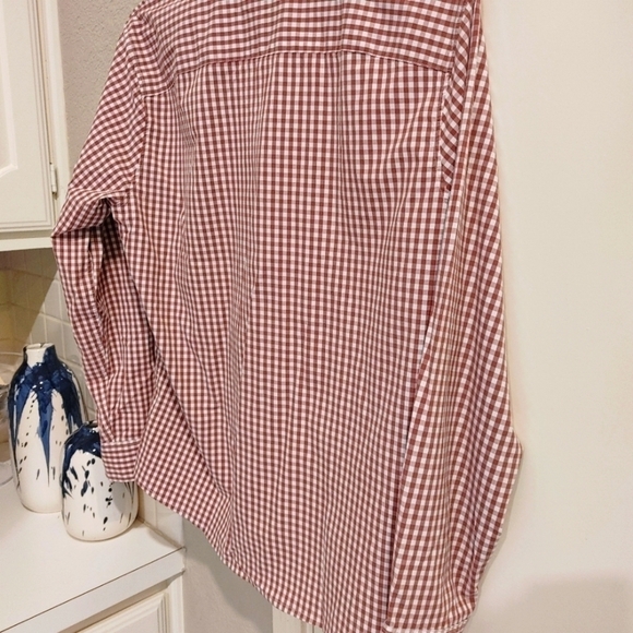 Ambercrombie & Fitch long sleeved men's Button Down Medium Men's Shirt. EUC - Picture 5 of 7